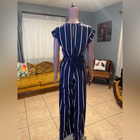 Navy blue white stripes jumpsuit with open back with pocket - Picture 2 of 6
